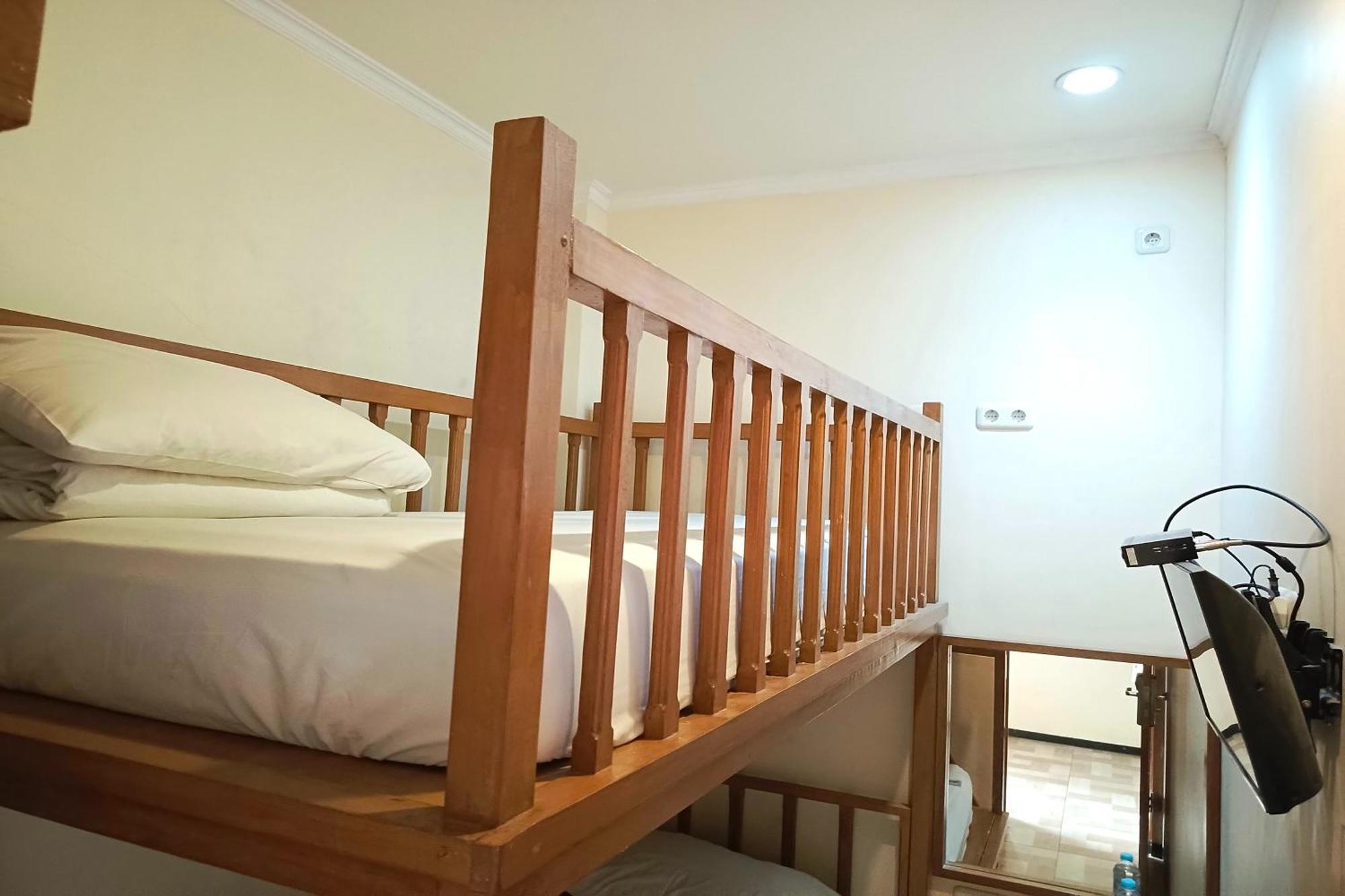 Java Capsule Hotel Malang Ngoại thất bức ảnh